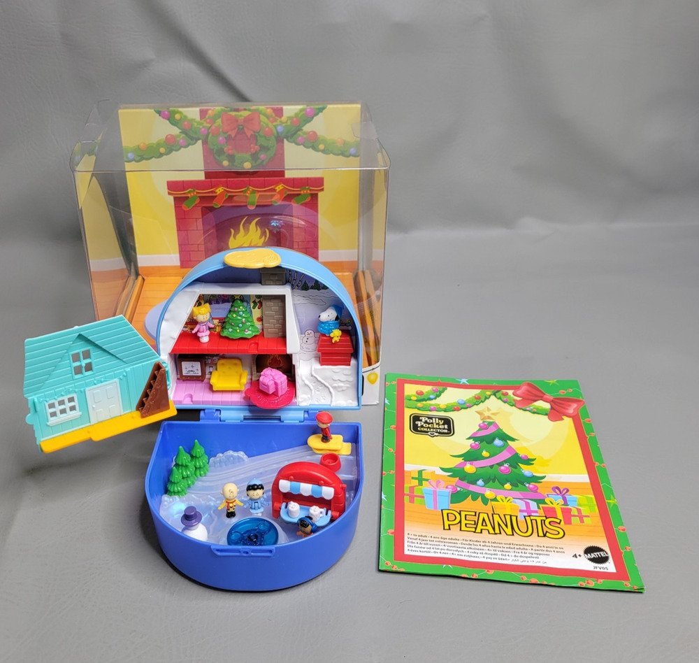 Mattel Polly Pocket Peanuts Collector Compact Playset JFV05 Holiday Set